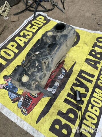 Бензобак,топливный бак Suzuki SX4