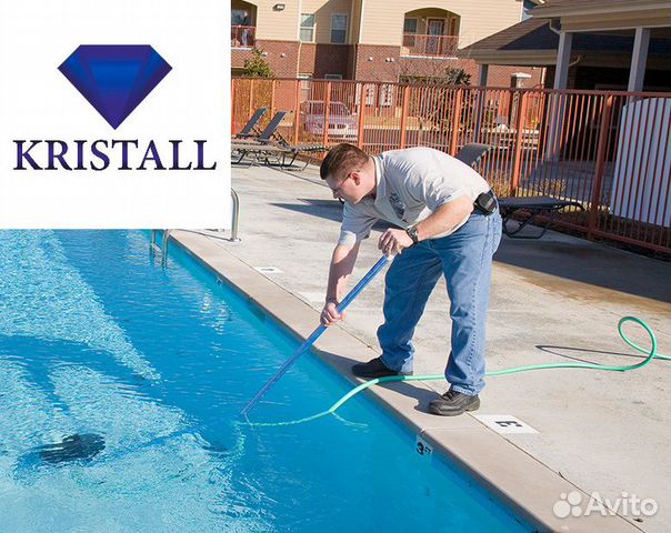 Чистка и обслуживание бассейна