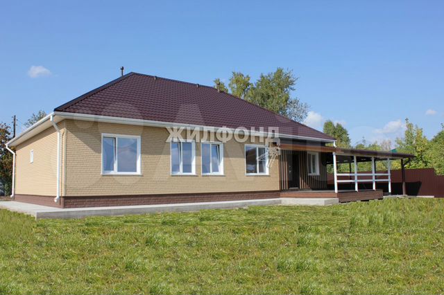 Коттедж 202,3 м² на участке 30 сот.