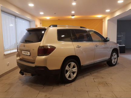 Toyota Highlander 3.5 AT, 2010, 214 160 км