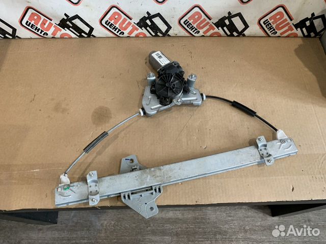 Стеклоподъемник перед зад Hyundai Solaris 2011