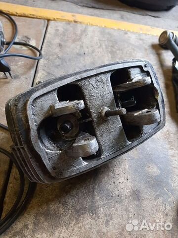 Клапанная головка Днепр мт9 правая