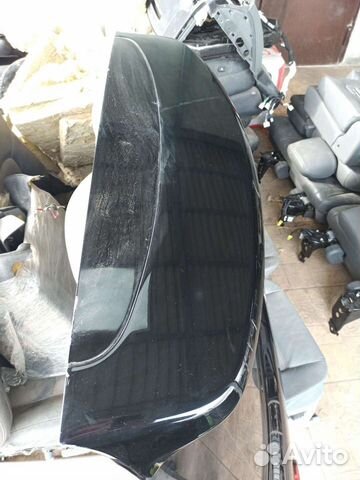 Спойлер на крышку багажника Lexus LX 570