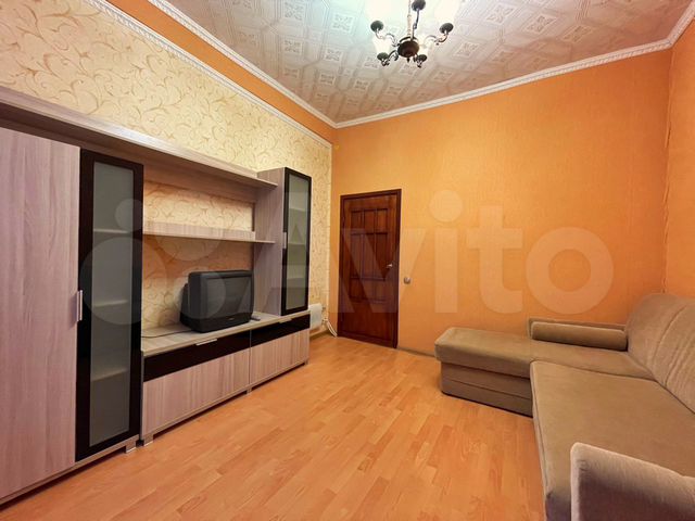 3-к. квартира, 80 м², 1/4 эт.