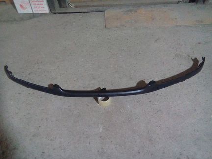 Накладка под фары над бампером для Toyota Ipsum