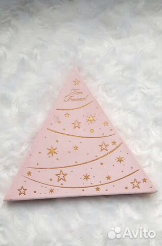 Too faced палетка 3 в 1 румяна хайлайтер скульптор