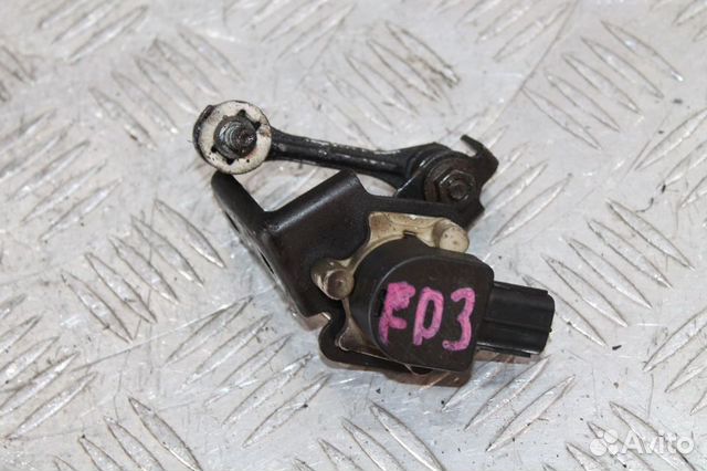 Датчик положения кузова передний Honda Civic 8 FD