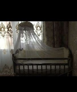 Кровать с балдахином