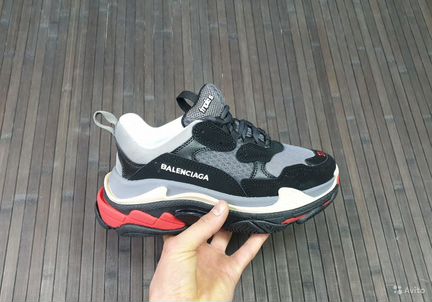 Кроссовки Balenciaga Triple S 3.0
