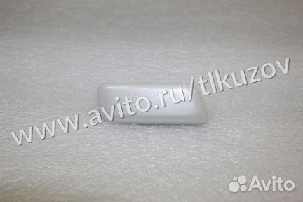 Крышка омывателя Land Cruiser 200 рестаил2 белая R