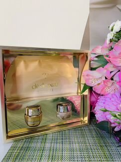 Миниатюры средств по уходу за кожей премиального я