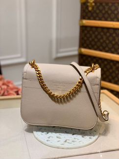 Сумка Louis Vuitton Lockme Chain M57072 беж