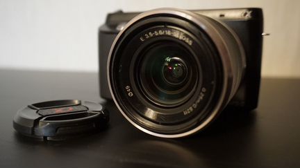 Фотоаппарат Sony NEX-F3
