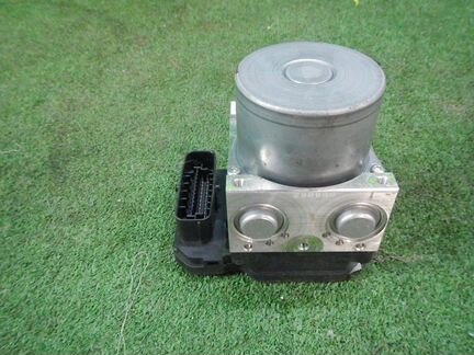 Блок ABS насос Toyota Highlander 3 U50 (2016-н.в.)