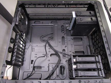 Корпус Miditower Thermaltake Core V31