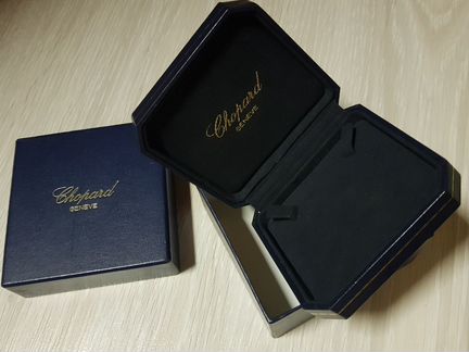 Коробка Chopard под серьги, подвеску