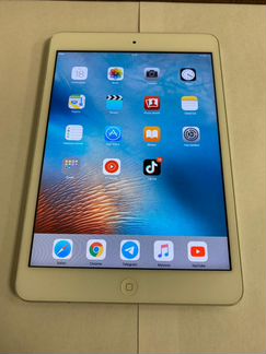 Планшет iPad mini 16 GB