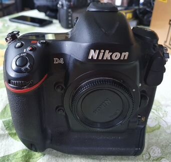 Nikon d4