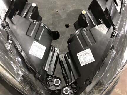 Фары ксенон Мерседес W204 C