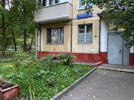 1-к квартира, 32 м², 1/5 эт.