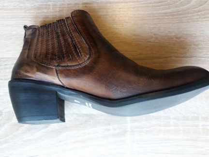 Коричневые кожаные ботинки (р. 40)