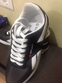 Крассовки мужские новые