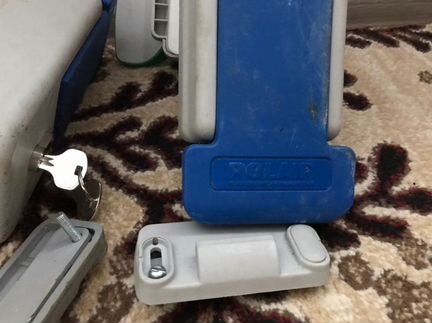 Замок холодильной камеры polair