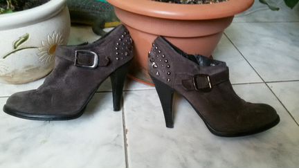 Rezerved. Poland. Натурал. замша