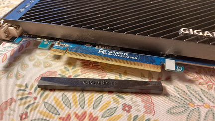Видеокарта Gigabyte GV-NX86T256D