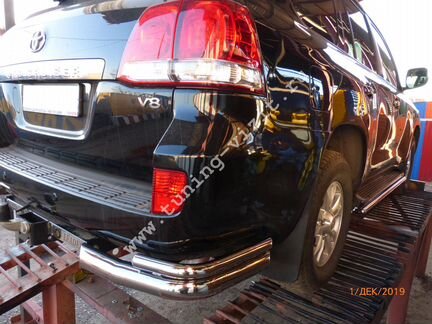 Овальная защита бампера Toyota Land Cruiser 200