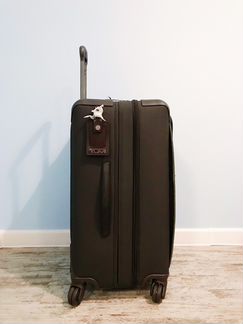Чемодан Tumi Alpha 2