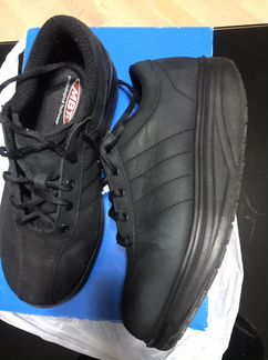 Кроссовки MBT