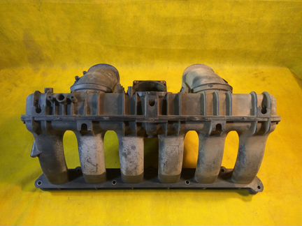 Впускной коллектор BMW e90 e60 e83 e85