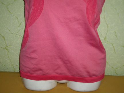 Для спорта найк, яркая