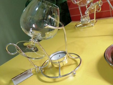 Предметы и аксессуары для сервировки стола посереб