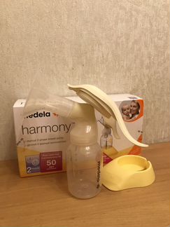 Молокоотсос ручной medela harmony новый