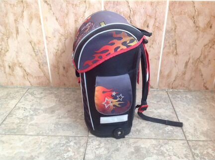 Портфель школьный б/у