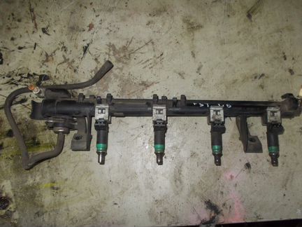 Форд фиеста рампа топливная 1,6 Разборка