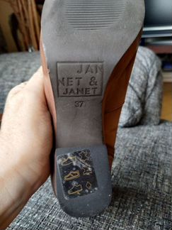 Новые бежевые кожаные туфли Janet & Janet Италия