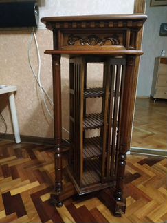 Стойка под CD вращающаяся из массива дерева