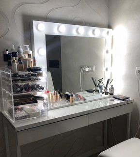 Гримерное зеркало