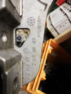 Кронштейн двигателя правый 1.2 tsi cbz