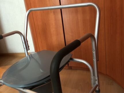 Кресло-туалет