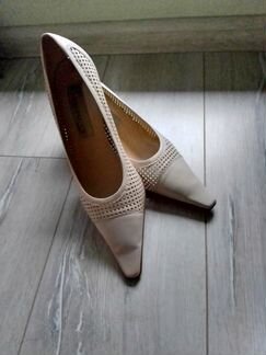 Туфли кожаные женские 39 размер