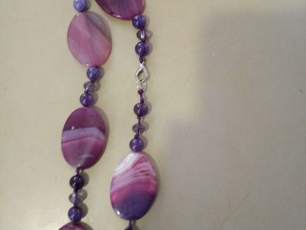 Бусы из натурального камня