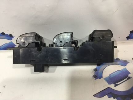 8608A060 Блок управления стеклами Mitsubishi Outla