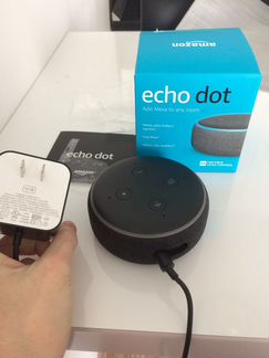 Умная колонка Echo Dot от Amazon