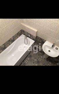 2-к квартира, 64 м², 19/33 эт.