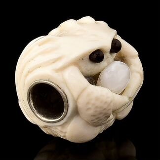 Подвеска из бивня мамонта 