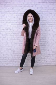 Парка с натуральным мехом